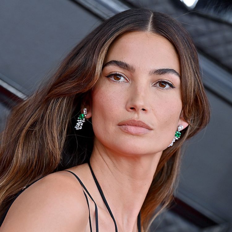 Lily Aldridge soft romantic hair