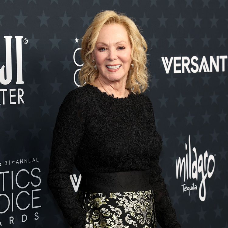 Jean Smart, 74