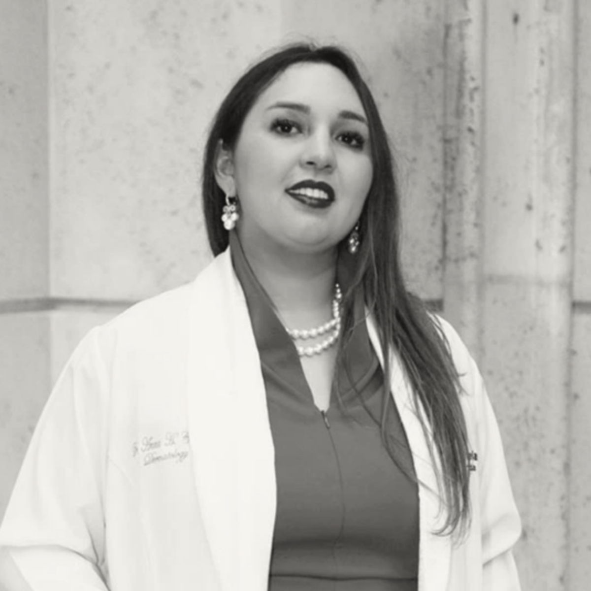 Dr. Anna Chacon