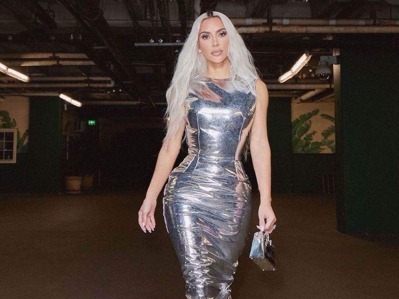 Kim Kardashian Says This Infrared Body Belt Is Her Go-To Gift This Holiday Season