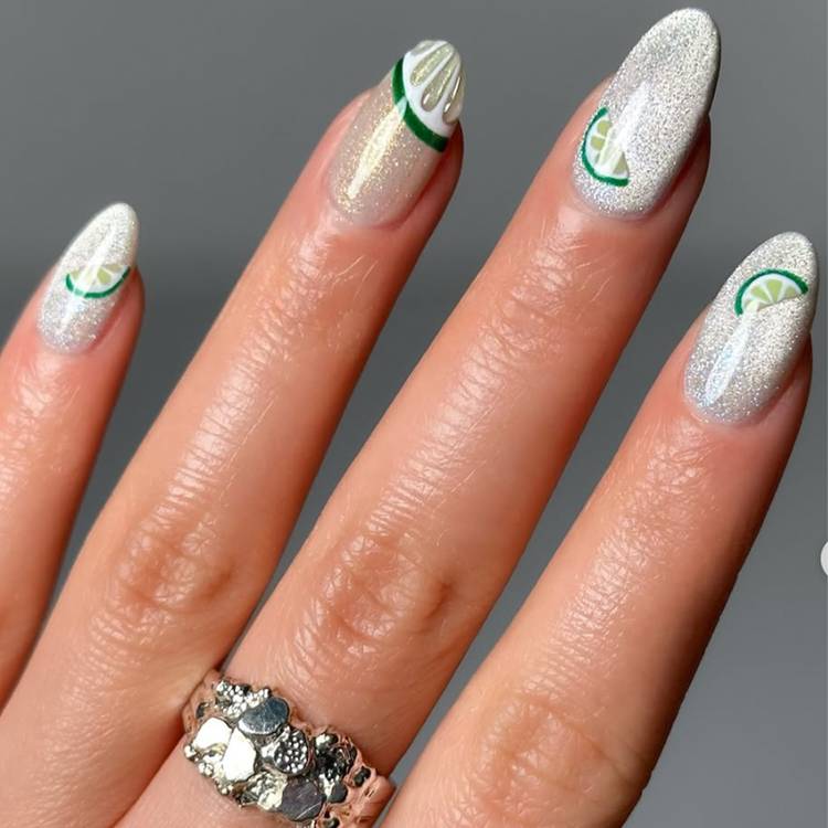 15 Nail Designs to Match Your Mani to Your Favourite Cocktail | Beauty 4 Gin and tonic nails