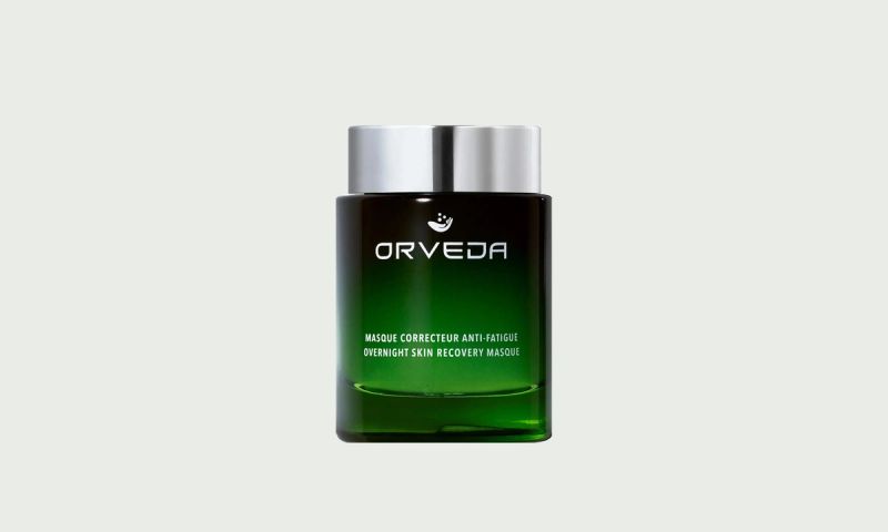 This Hydrating Overnight Mask Doubles As the Perfect Makeup Primer for Super Dry Skin