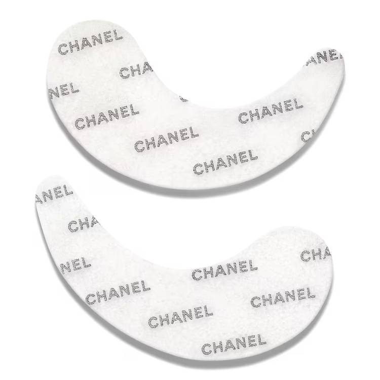 Chanel Le Lift Flash Eye ($120)