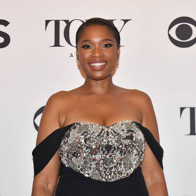 jennifer hudson square face