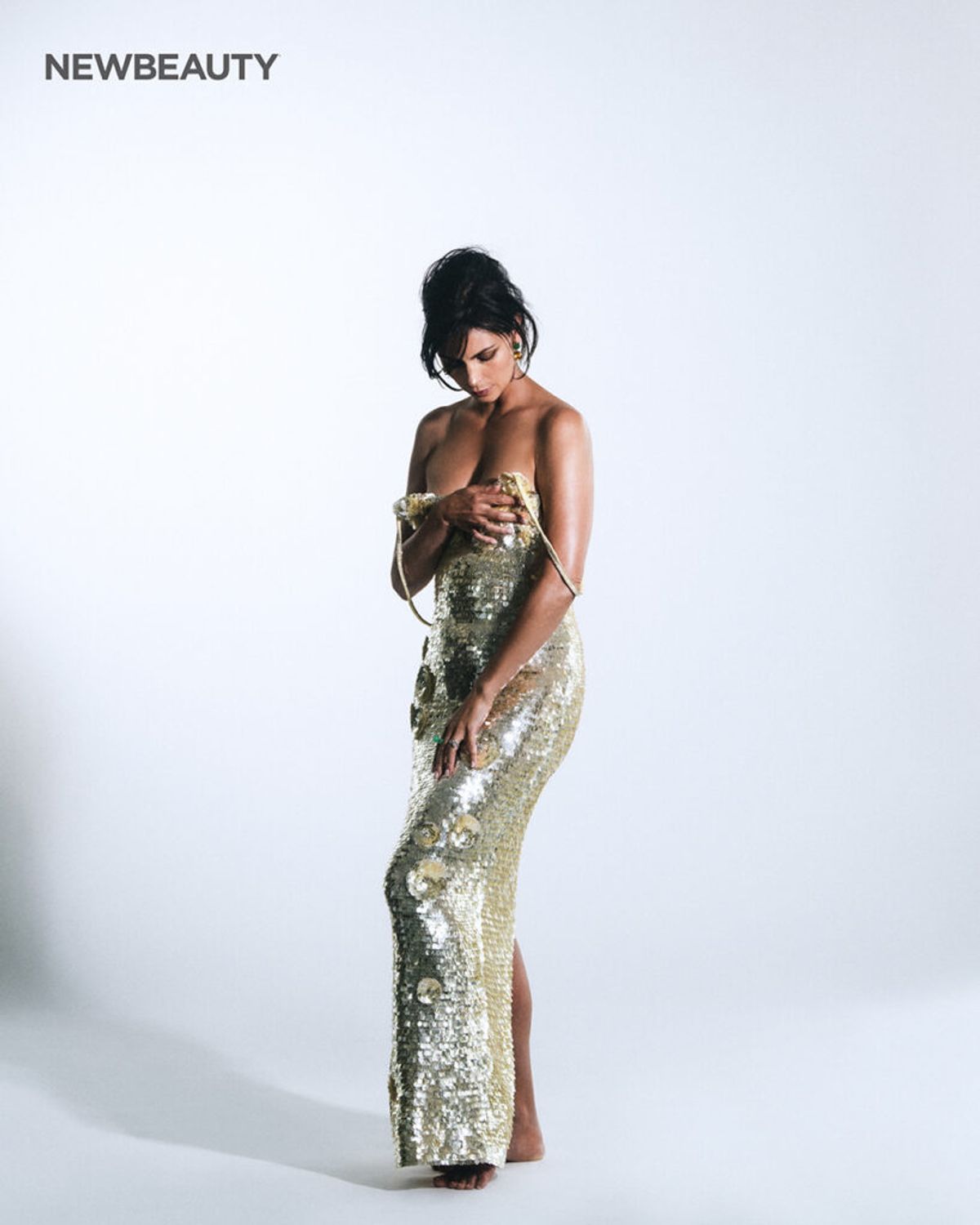 Morena Baccarin in gold gown