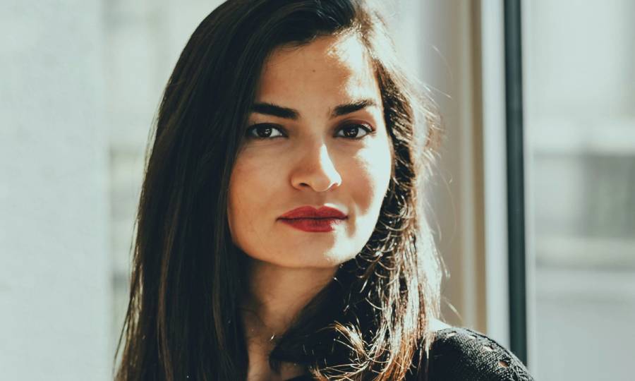 middle age woman with red lipstick