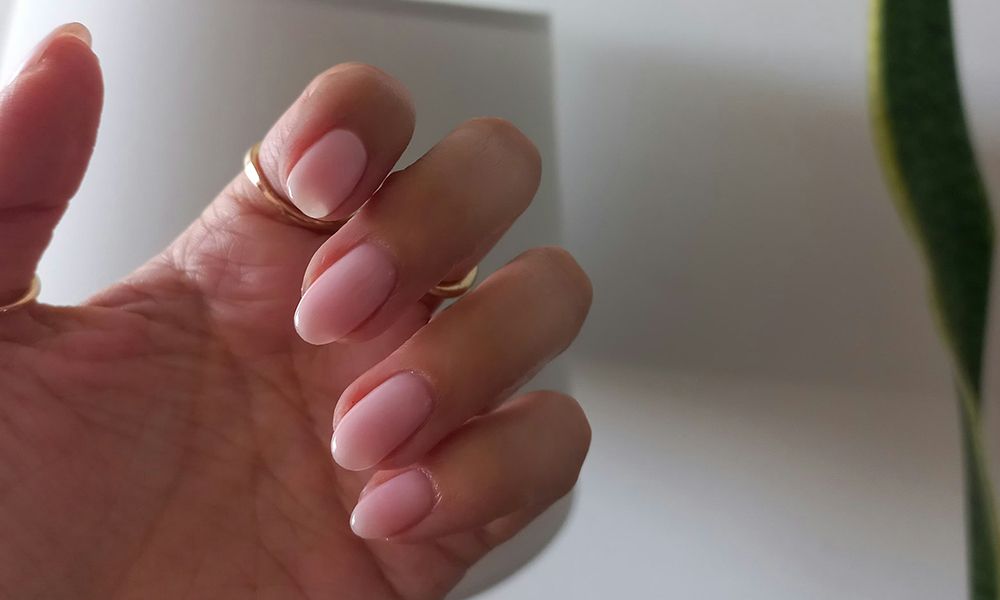 light pink nails