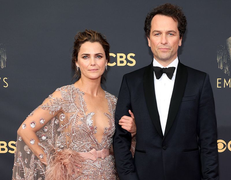 The $15 Facial Oil Used to Prep Keri Russell’s Skin at Tonight’s Emmys
