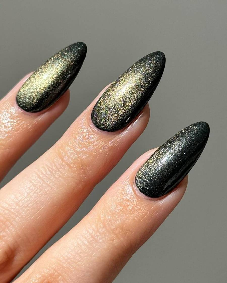 olive winter cat eye nails