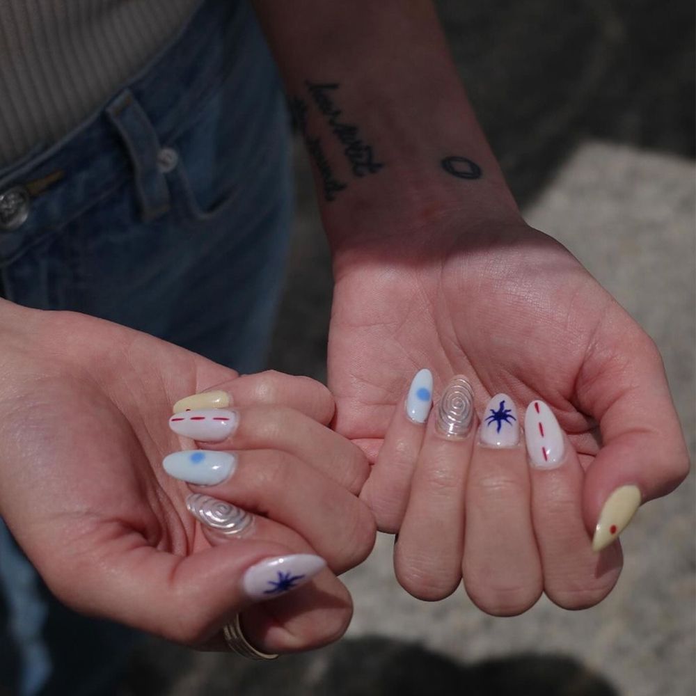 Zola Ganzorigt (@nailsbyzola)