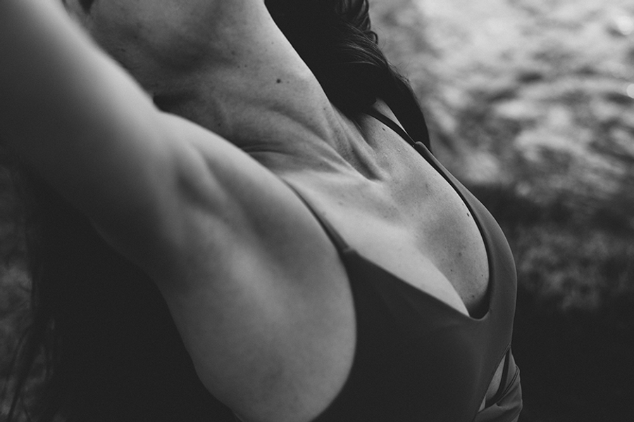 How to Minimize Breast-Augmentation Scars