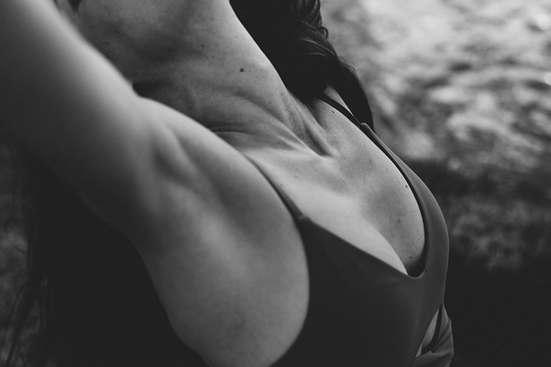 How to Minimize Breast-Augmentation Scars