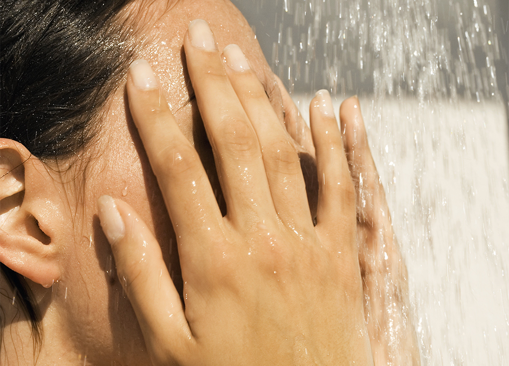 Here’s What Derms Want You To Know About “Dead Skin Cleansers”