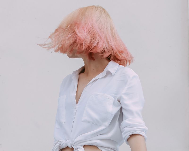 Why Celeb Hairstylists Say Temporary Color-Depositing Masks Are This Summer’s Must