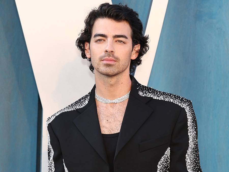 Joe Jonas Is the Newest Face of Injectable Wrinkle-Reducer Xeomin