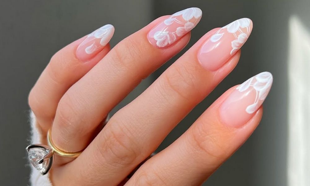 lace nails