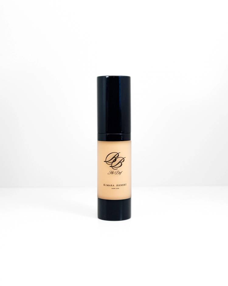 11 Greatest Tinted Moisturizers for Mature Pores and skin That Will not Settle Into Fantastic Traces | Beauty 1 Kimara Ahnert High Deff BB