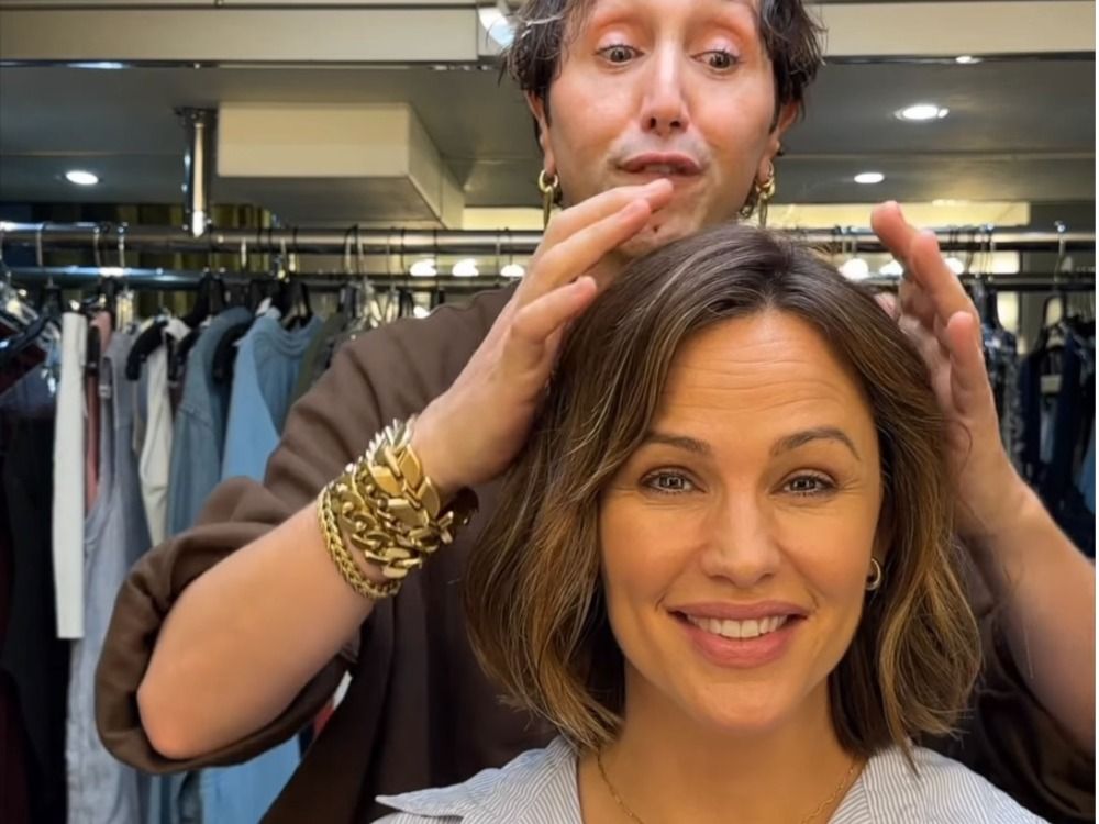 Jennifer Garner Says This Product Is Her “Secret to Hair Thinning”