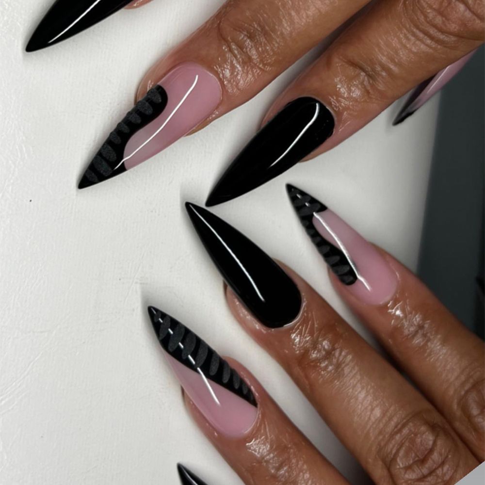 negative space stiletto nail