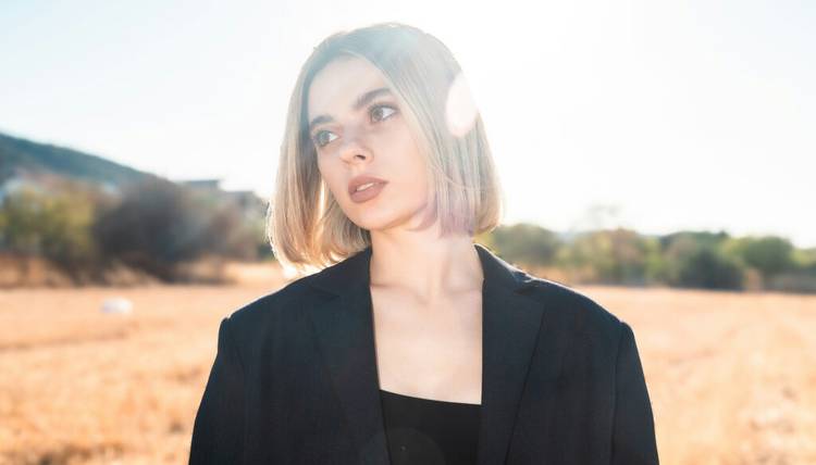 thin hair blunt bob