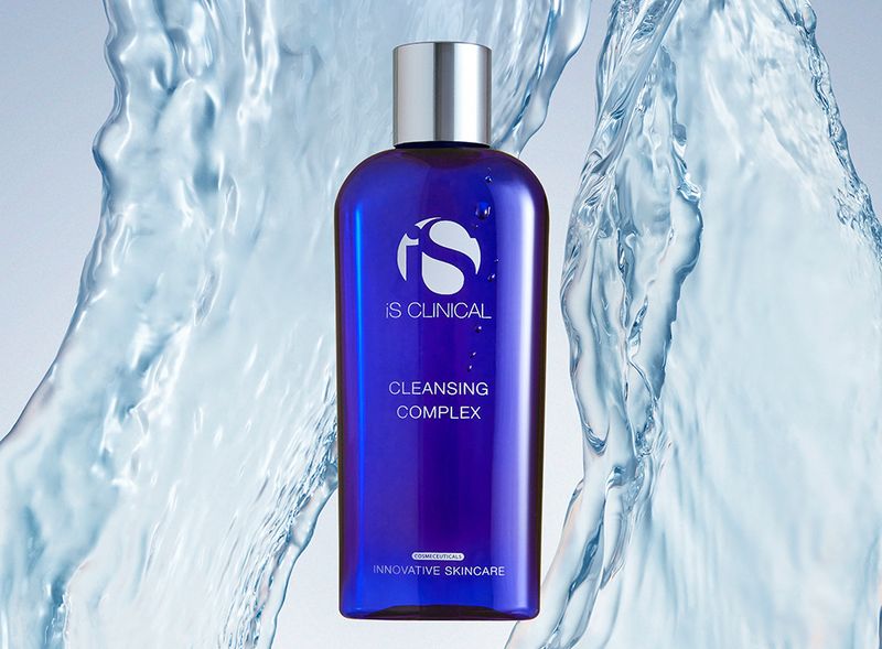 Celebs Love This Cult-Classic Face Wash for Clear, Healthy Skin