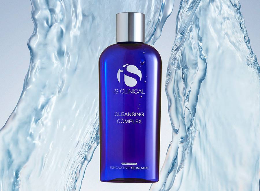 Celebs Love This Cult-Classic Face Wash for Clear, Healthy Skin