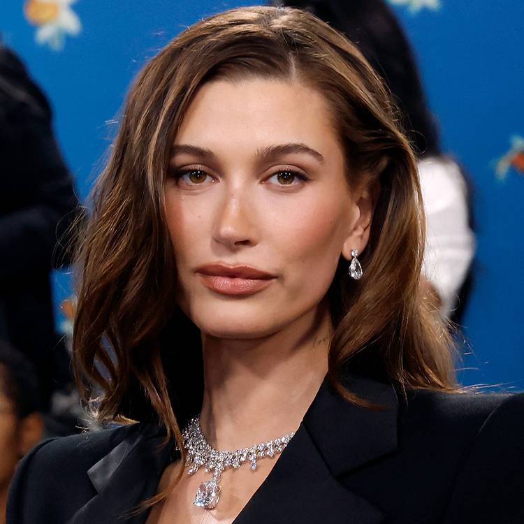 Hailey Bieber