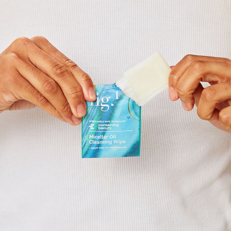 fig-1-cleansing-wipe