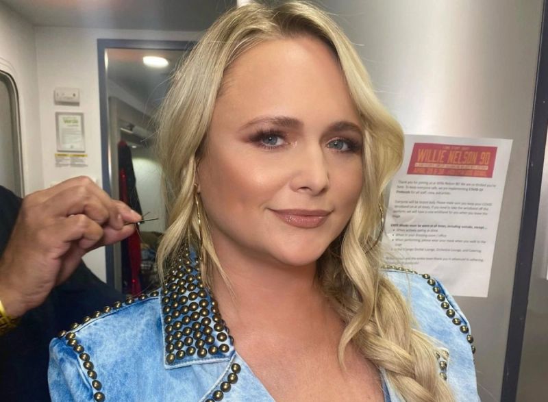 The Under-$50 Moisturizer Miranda Lambert “Swears By”