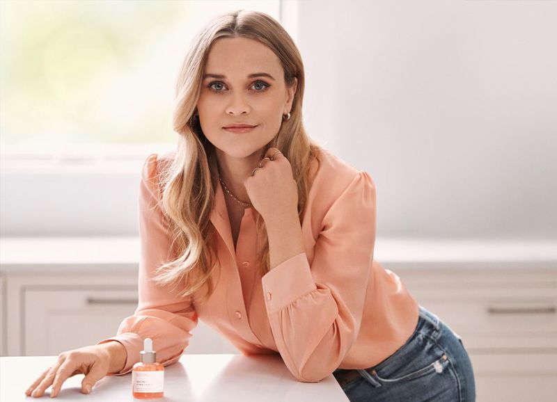 Reese Witherspoon Loves This Plumping Serum