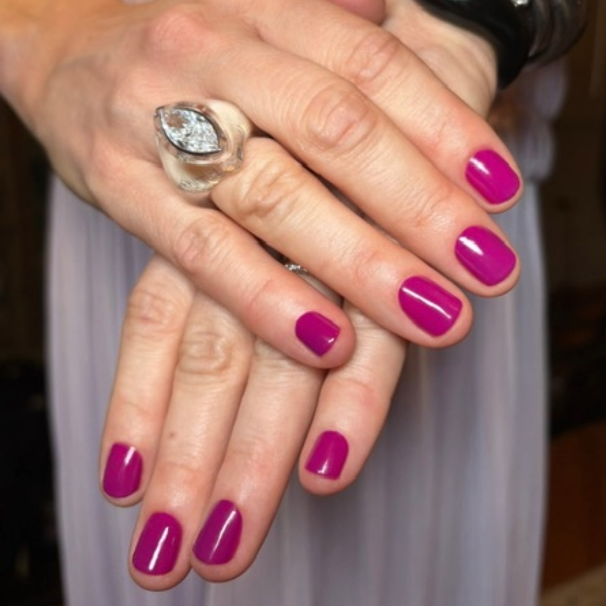 Michelle Williams' squoval fuchsia jelly nails
