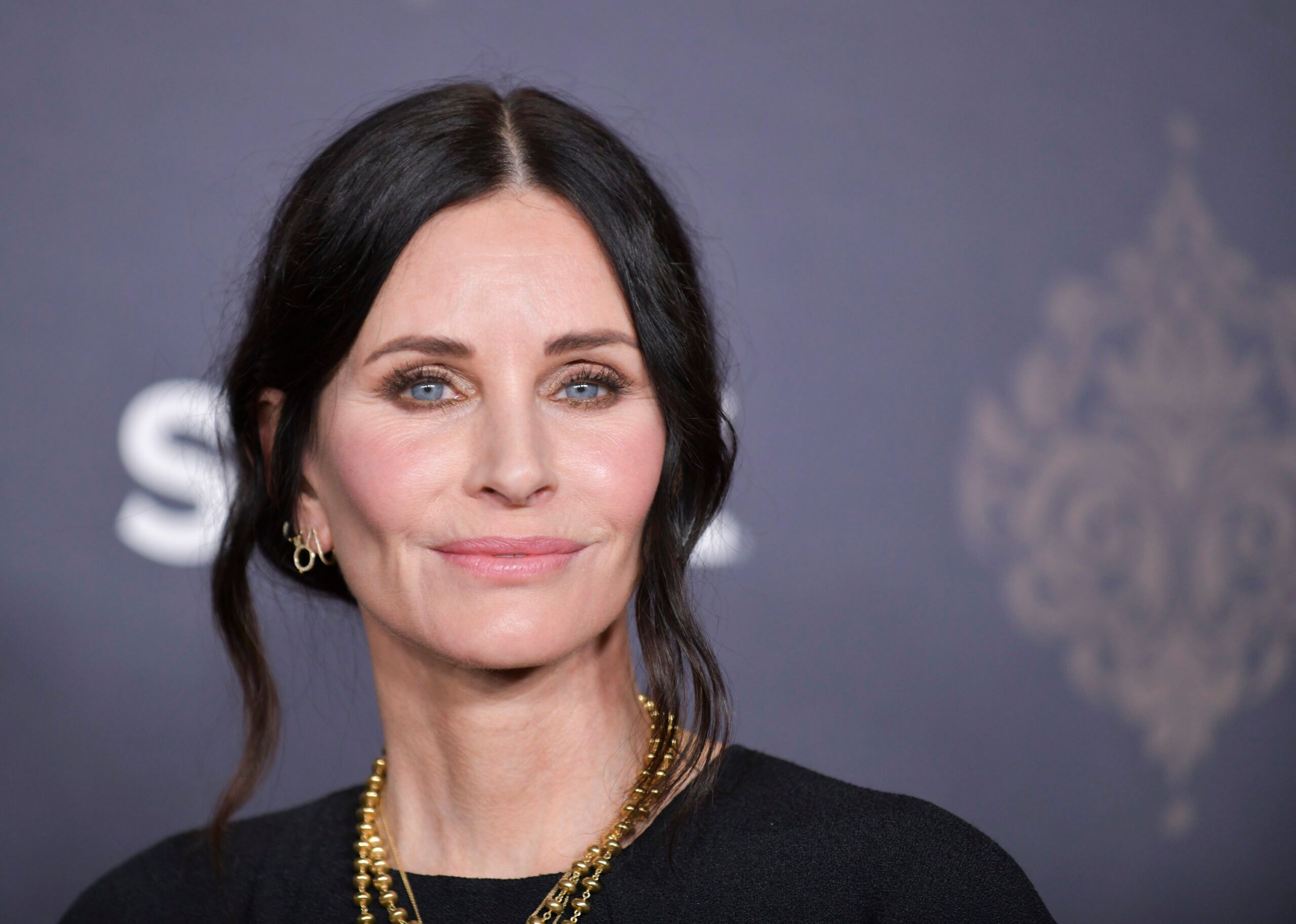 Courteney Cox attends the premiere of STARZ "Shining Vale" at TCL Chinese Theatre on February 28, 2022 in Hollywood, California.