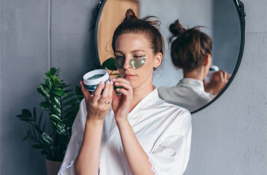 Parabens: Safe or Not? The Truth About the Common Cosmetic Ingredient