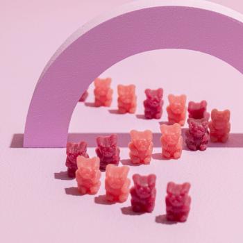 gummy bears in zig zag formation