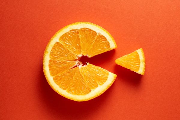 Vitamin C and Brain Health: New Cohort Data Link Plasma Levels to Gray Matter and Network Connectivity