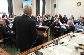 Representative John Shimkus (R-Il) speaks to dietary supplement industry executi