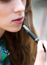 E-Cigarette Use and Bladder Cancer Risk: There May Be a Link | Oncology Nursing News E-Cigarette Use and Bladder Cancer Risk: There May Be a Link | Oncology Nursing News