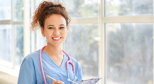 smiling nurse © Pixel-Shot - stockadobe.com