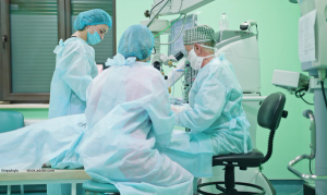 MUSC dedicated surgical eye center helps manage complex cataract cases