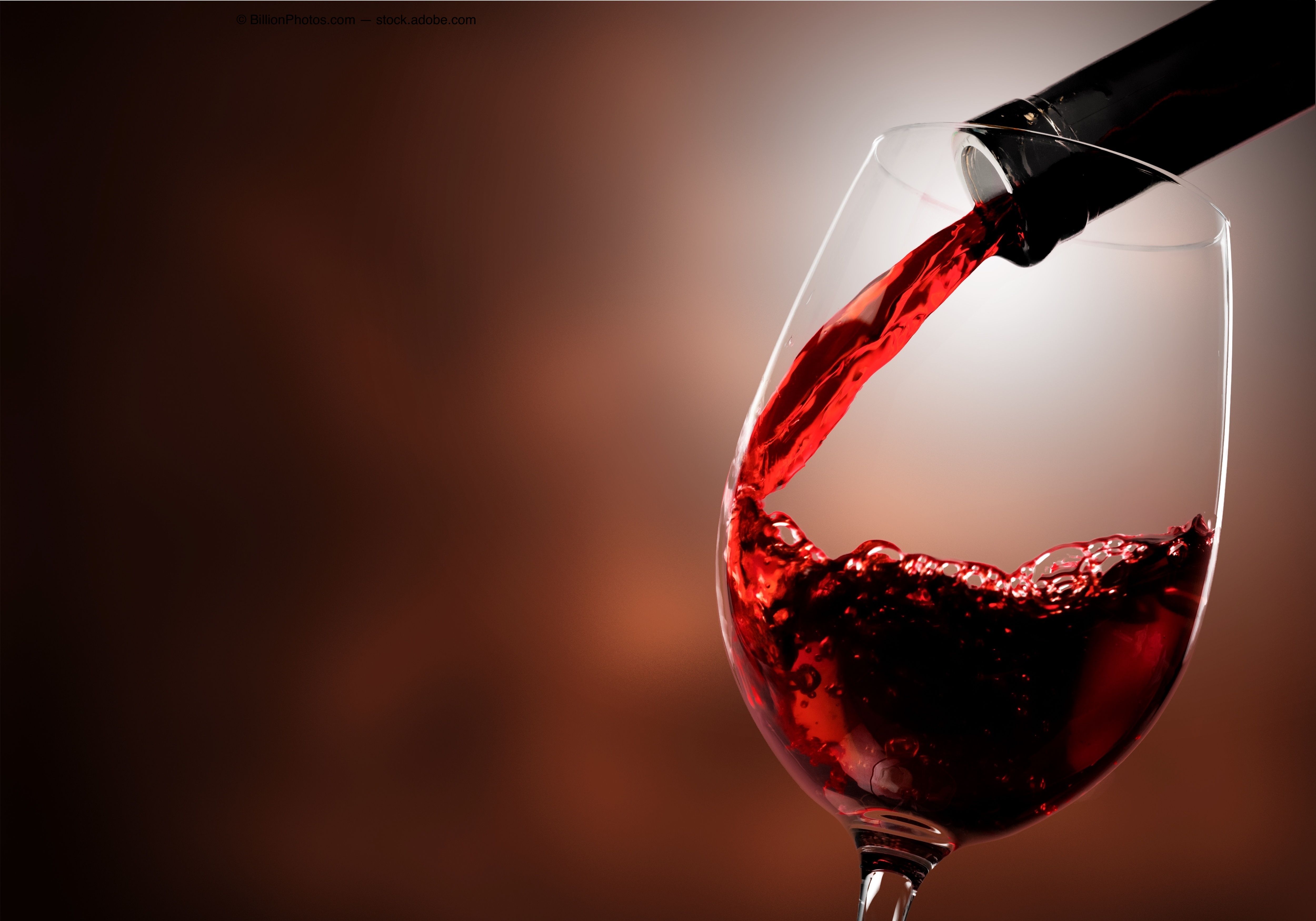 Drinking red wine may prevent cataracts