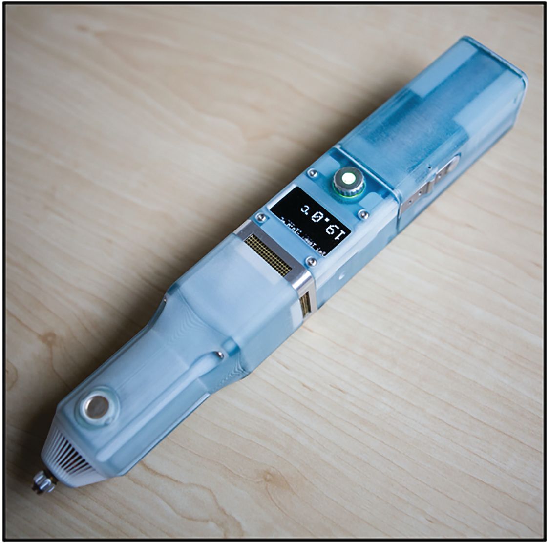 A precision injection cooling device can aid ophthalmologists. (Photo courtesy of iRenix Medical Inc.)