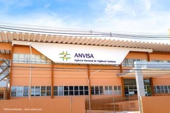 The Agência de vigilância Sanitária (ANVISA) in Brazil. Concept image for pharmaceutical approval, Lucentis ranibizumab biosimilar ranivisio FYB201.  Image credit: ©Rmcarvalhobsb – stock.adobe.com