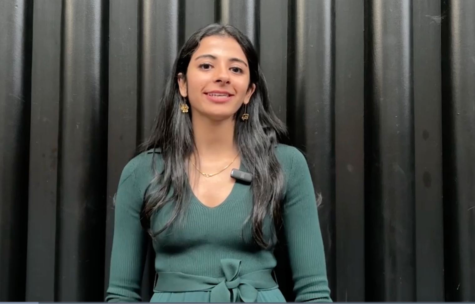 Viha Vig, MBChB graduate student at the University of Auckland, New Zealand, discusses her poster presentation on the relationship between mitochondiral disease, Alzheimer disease, and other types of dementia.