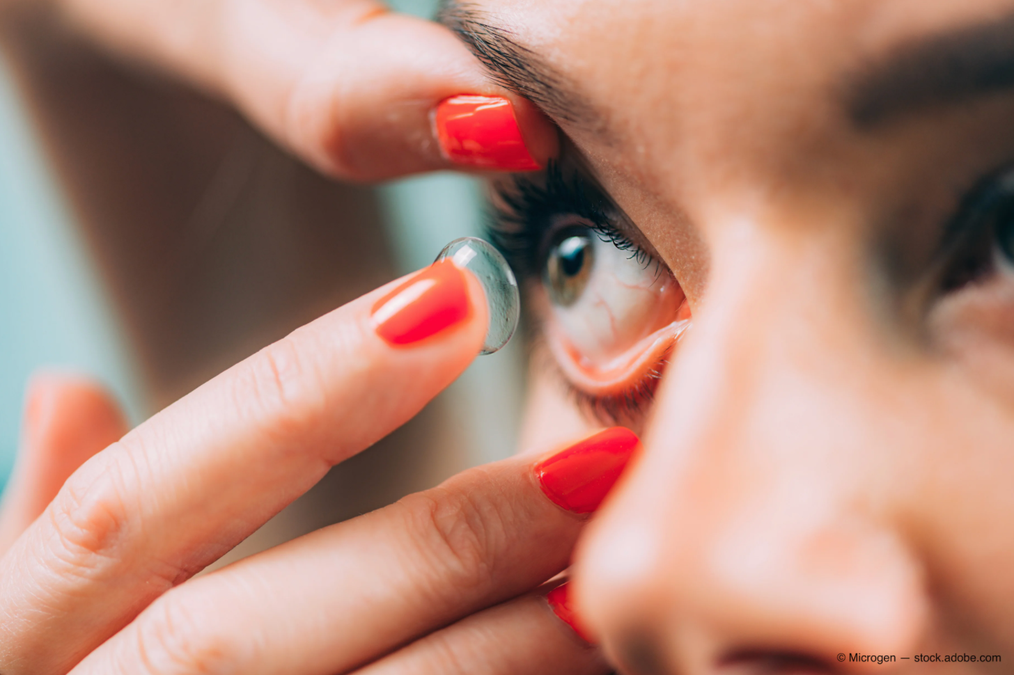 Patients aren't hearing contact lens care information