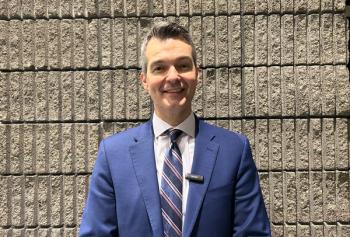 Dr. Mile Brujic discusses a case series on a novel gel for lacrimal occlusion.