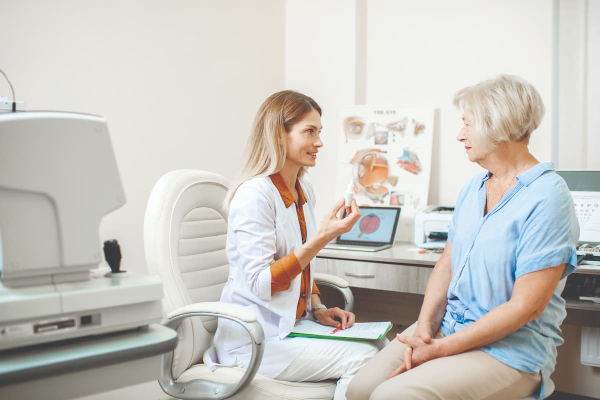 Patient speaking with doctor. Image credit: AdobeStock/rh2010