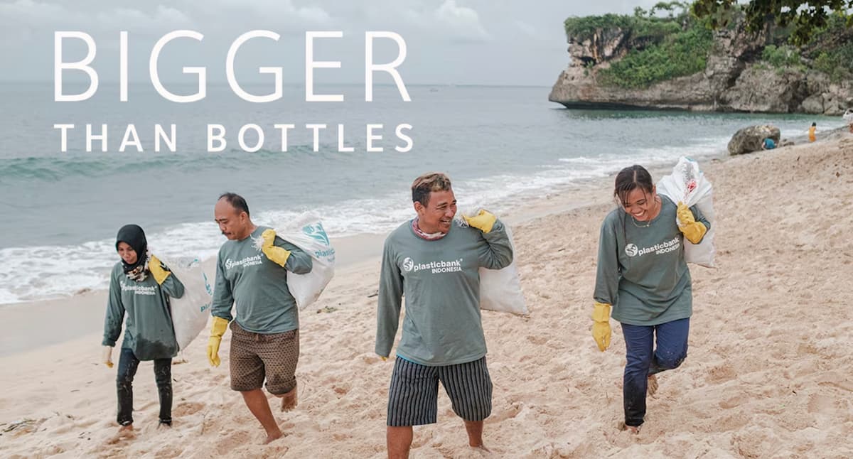 Bali collection members walking on beach with bags Image credit: CooperVision