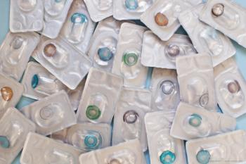 The safety and efficacy of mass-produced colored contact lenses