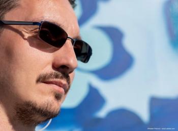 Shamir releases Glacier PLUS Metaform coating on Transitions Signature GEN 8 Brown and Grey