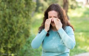Management of chronic allergic eye disease